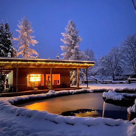 Holiday Raj Bešeňová Exteriör bild