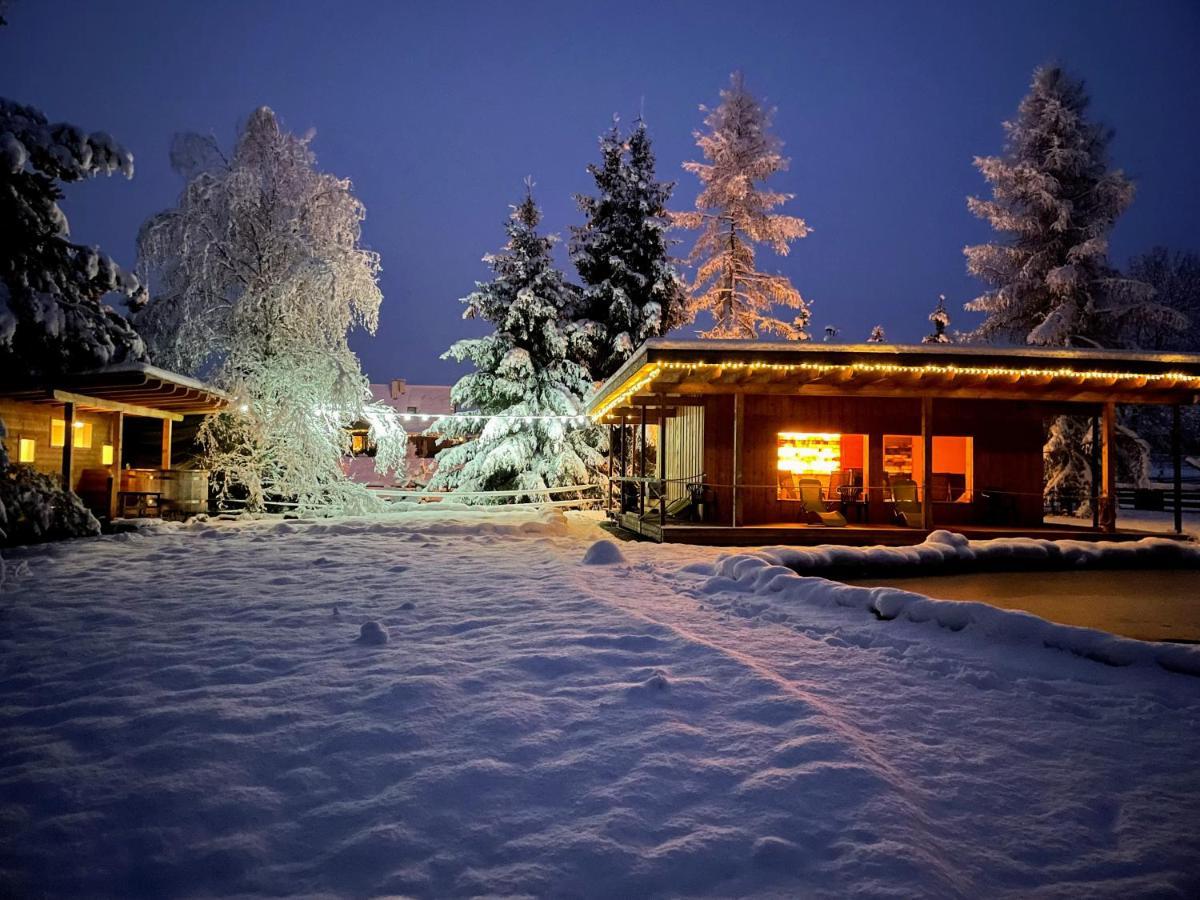 Holiday Raj Bešeňová Exteriör bild