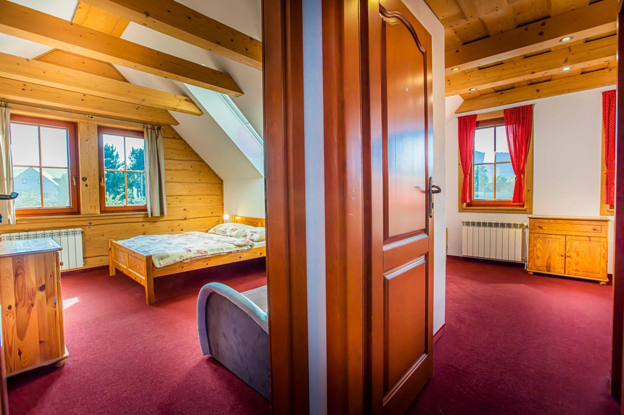Holiday Raj Bešeňová Exteriör bild